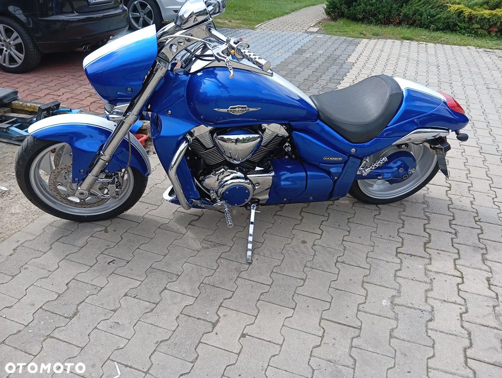 Suzuki Boulevard - 2
