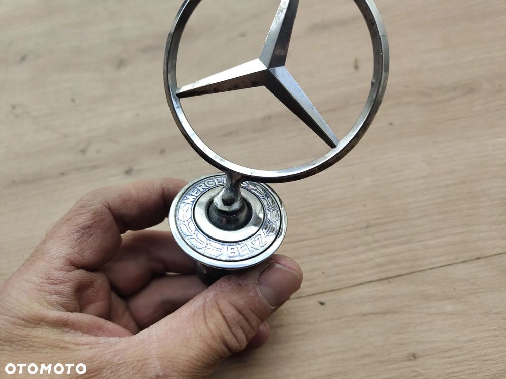 MERCEDES W210 W211 W220 W221 W203 W212 CELOWNIK MASKI EMBLEMAT ZNACZEK - 15