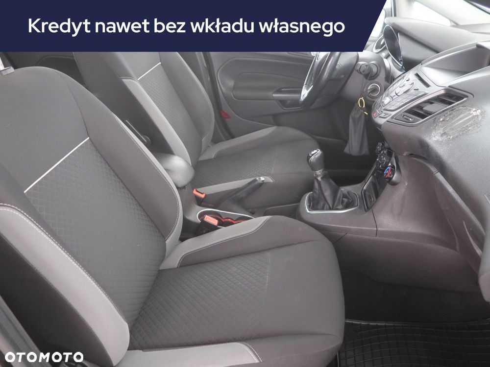 Ford Fiesta - 11