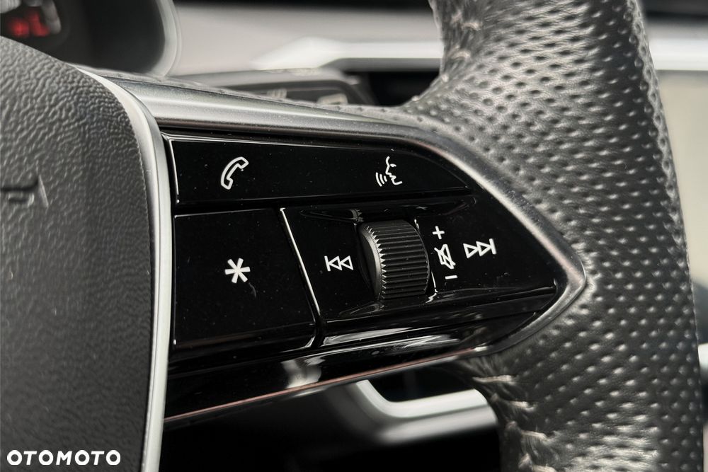 Audi A6 Avant 40 TDI S tronic S line - 33