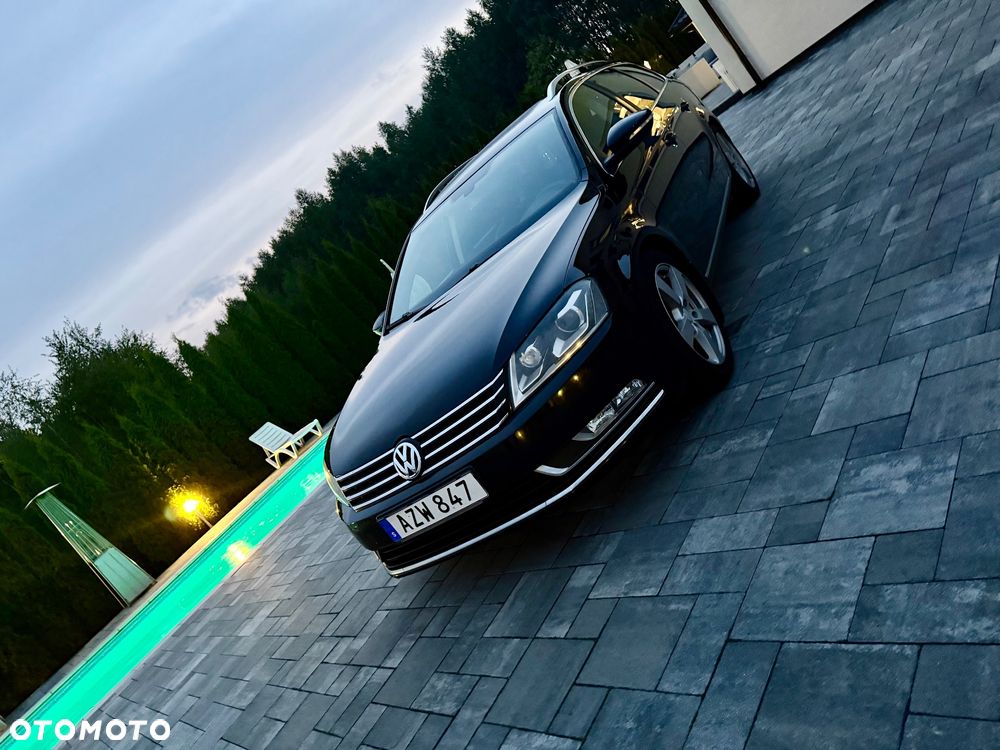 Volkswagen Passat 2.0 TDI DPF DSG Sportline - 1