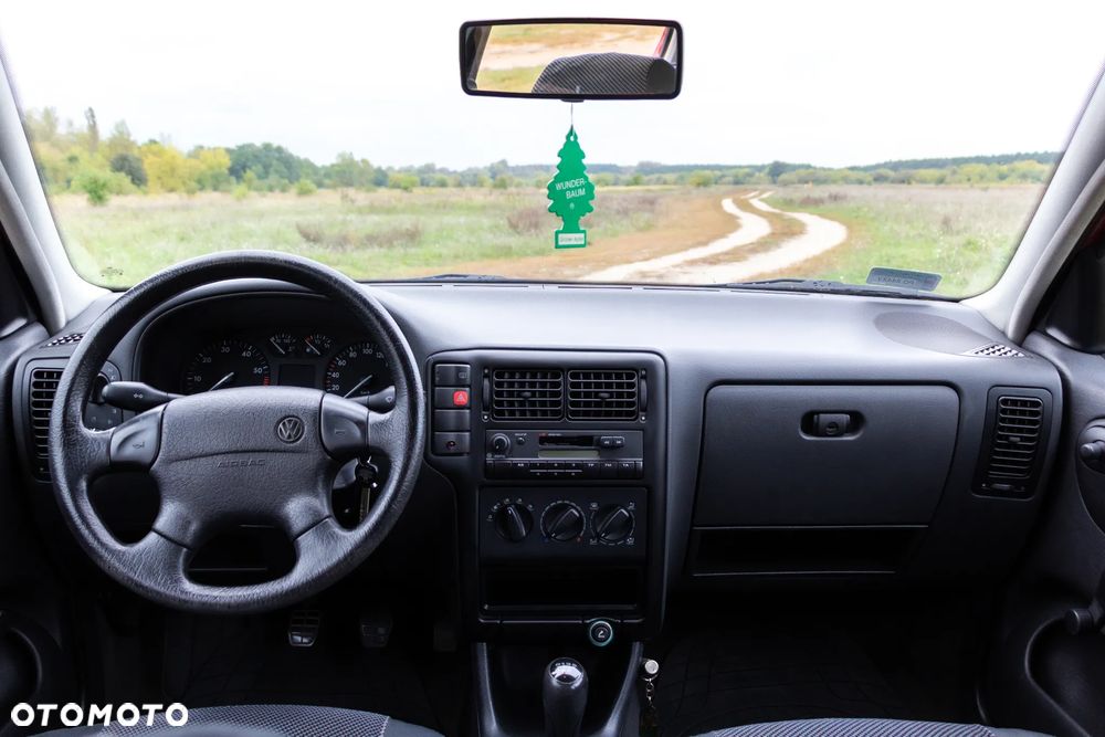 Volkswagen Polo 60 - 5