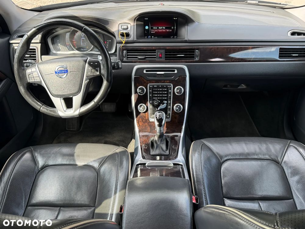 Volvo XC 70 - 9