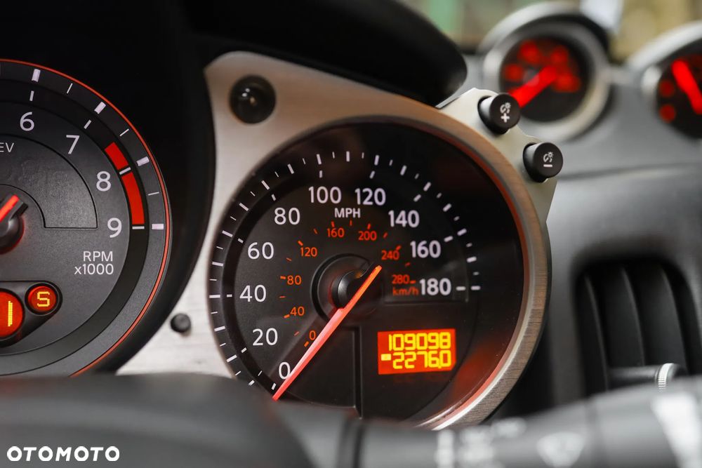Nissan 370 Z nismo - 30