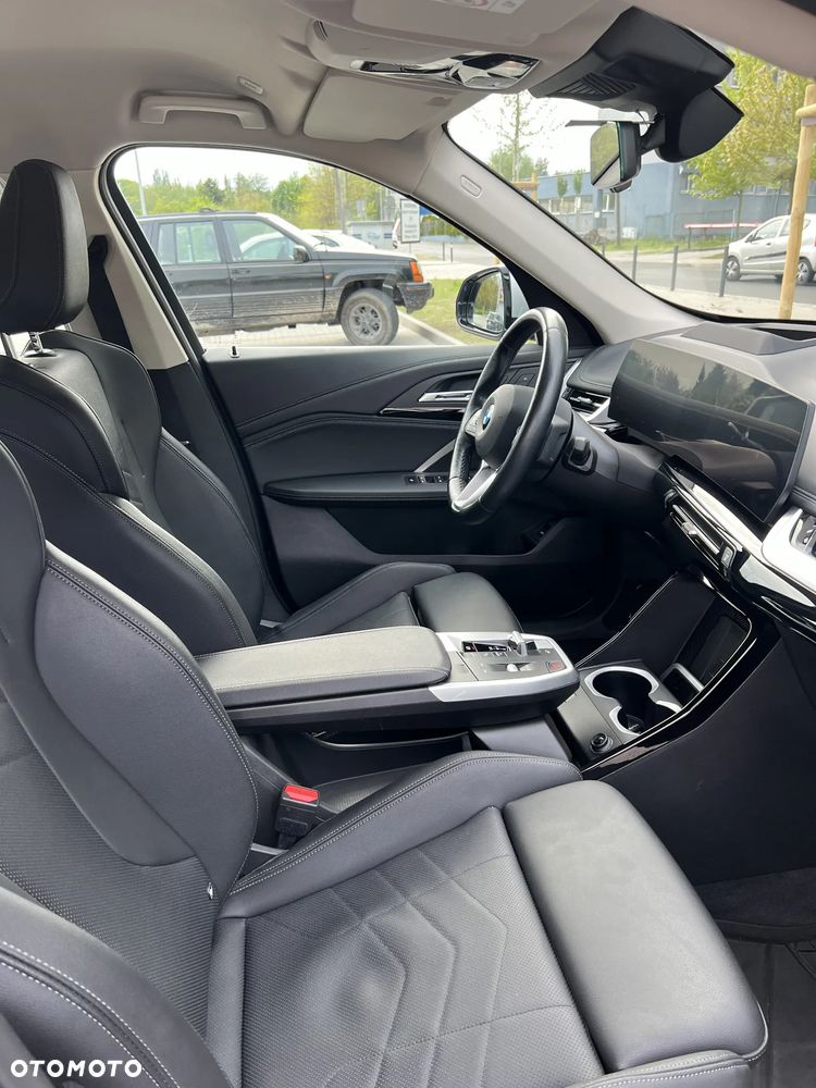 BMW X1 sDrive18i xLine - 13