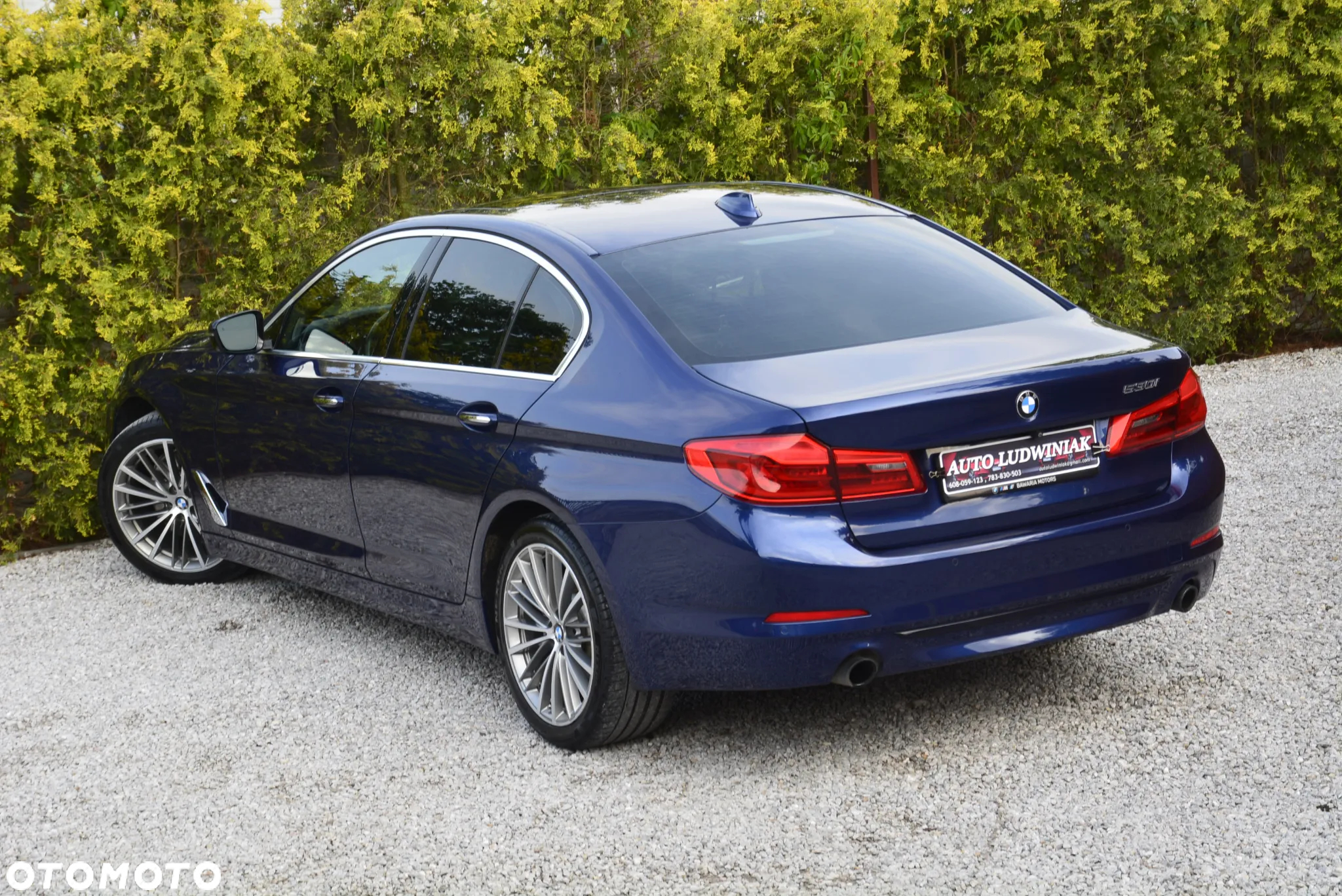 BMW Seria 5 530i Sport Line sport - 15