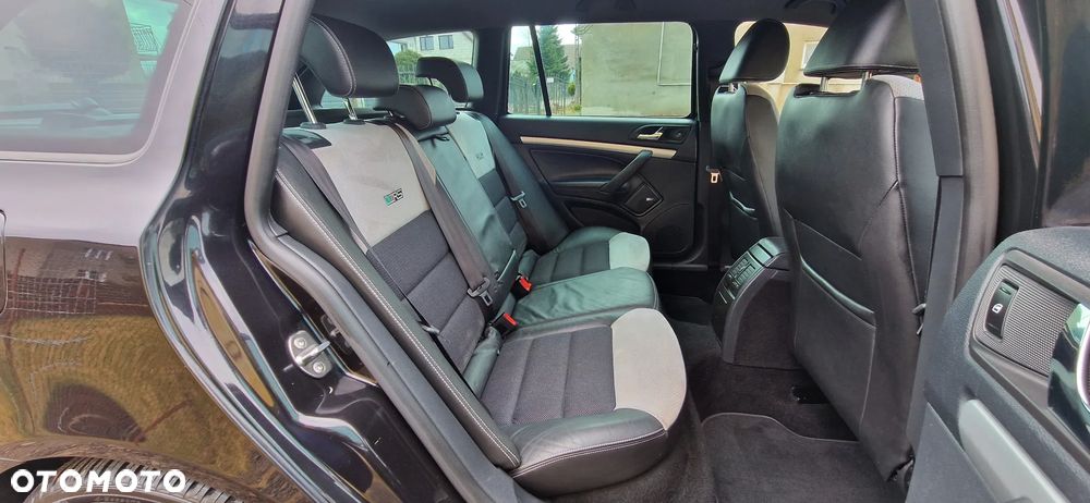 Skoda Octavia 2.0 TSI RS - 28