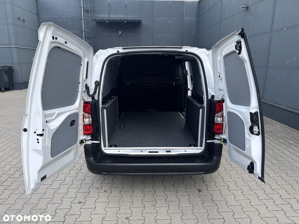 Toyota PROACE CITY - 27