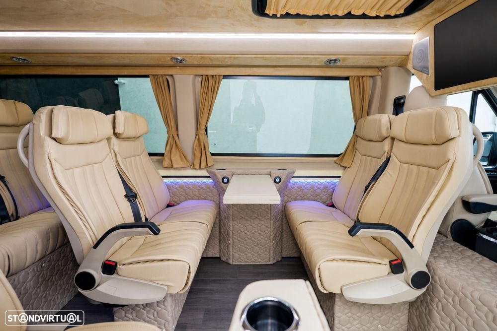 Mercedes Benz Sprinter - 16