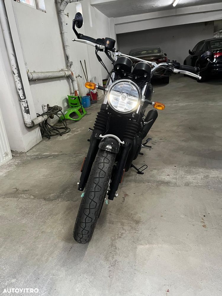 Royal Enfield Interceptor 650 - 4