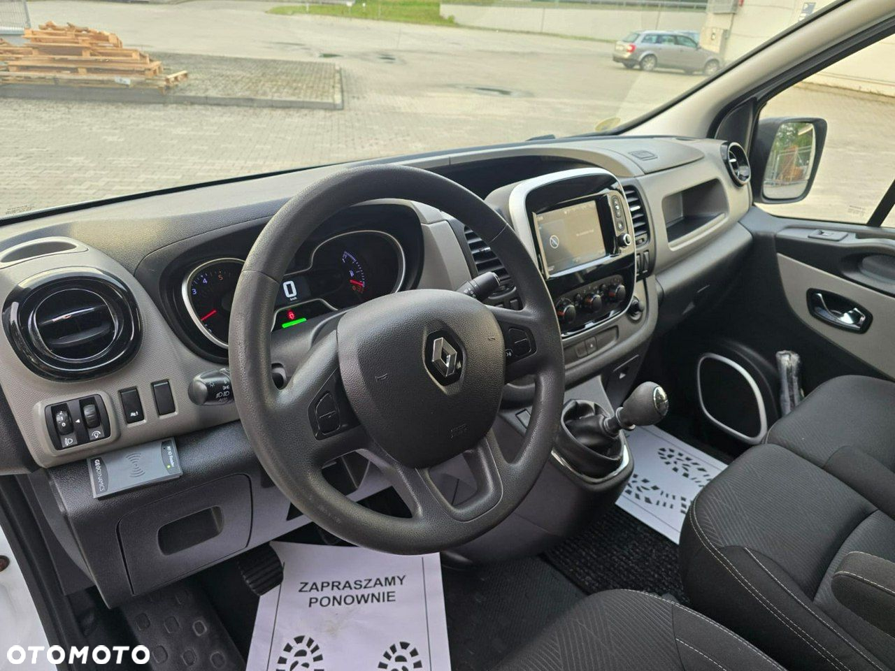Renault Trafic - 20