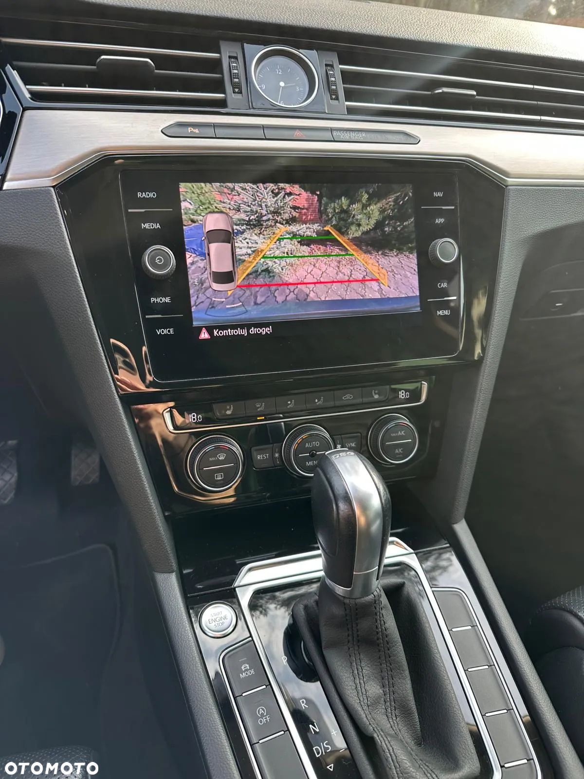 Volkswagen Passat - 10