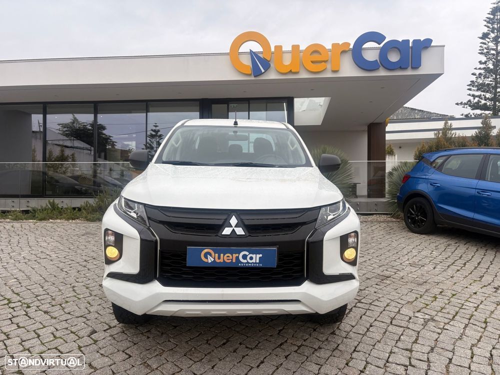 Mitsubishi L200 2.3 DI-D CD Invite Strakar Look 4WD - 2