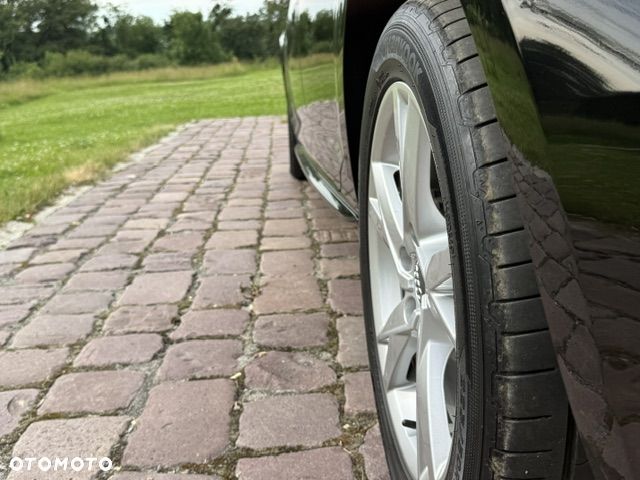 Audi A4 Avant - 10