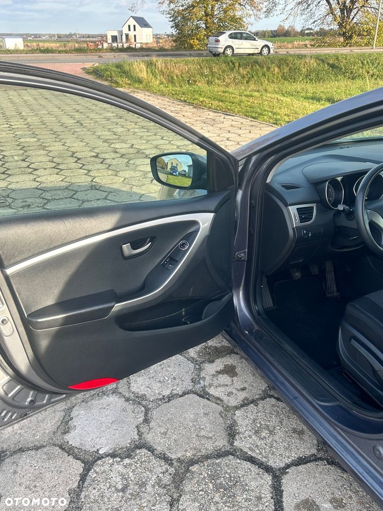 Hyundai i30 blue 1.4 Classic - 20