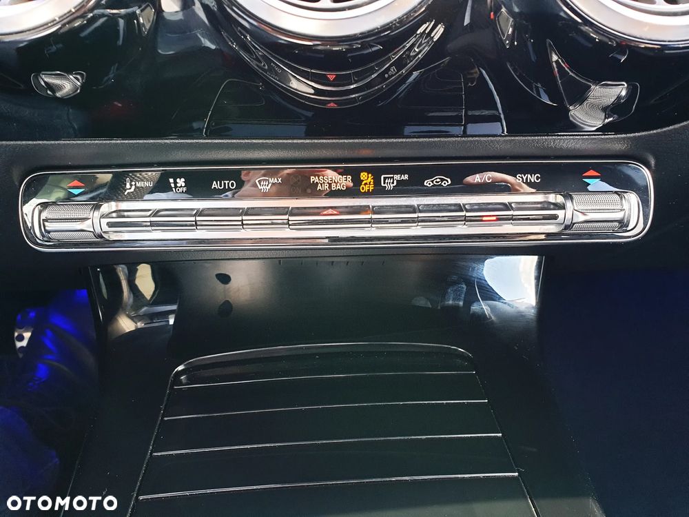 Mercedes-Benz Klasa A 200 7G-DCT Edition AMG Line - 35