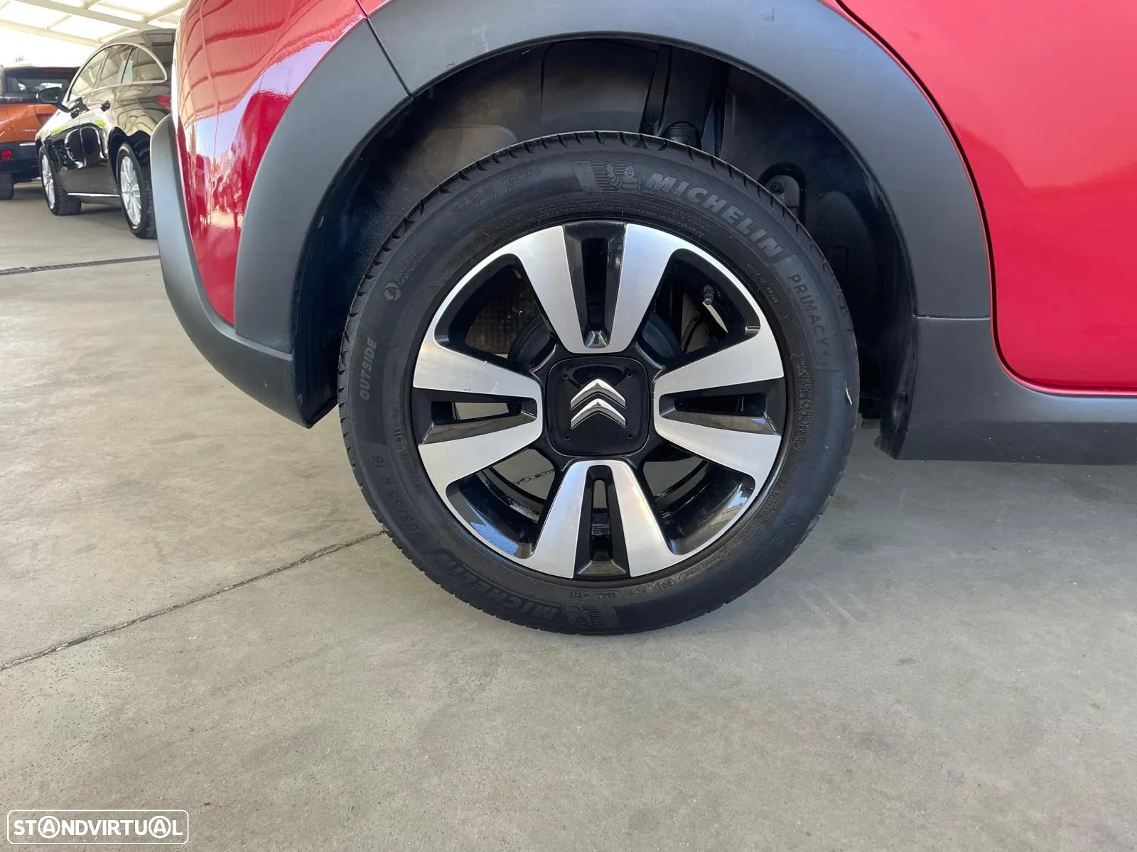 Citroën C3 1.2 PureTech Shine - 32