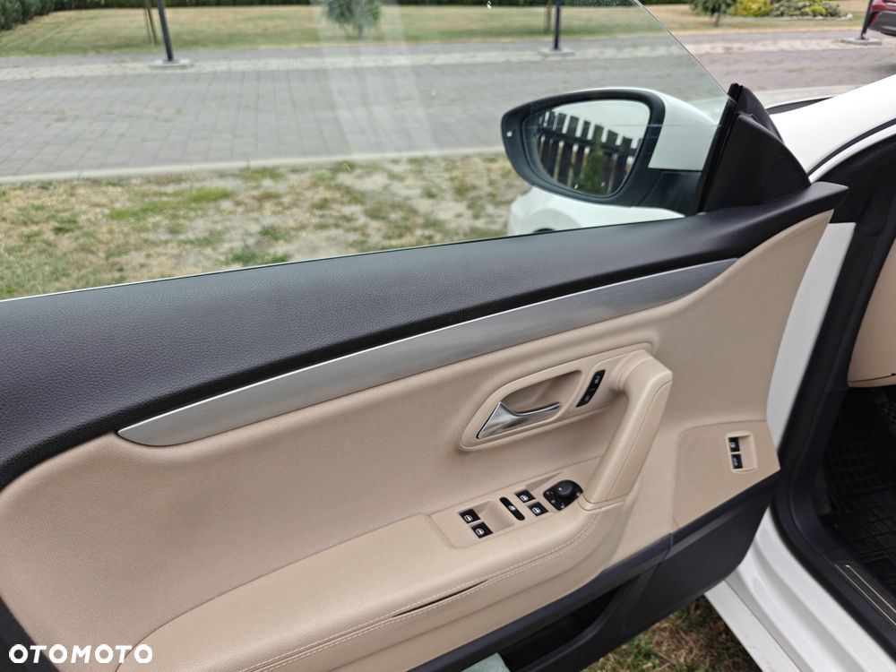 Volkswagen CC 2.0 TDI DPF BMT - 19