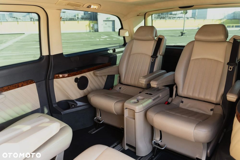Mercedes-Benz Viano 3.0 CDI Ambiente (długi) - 9