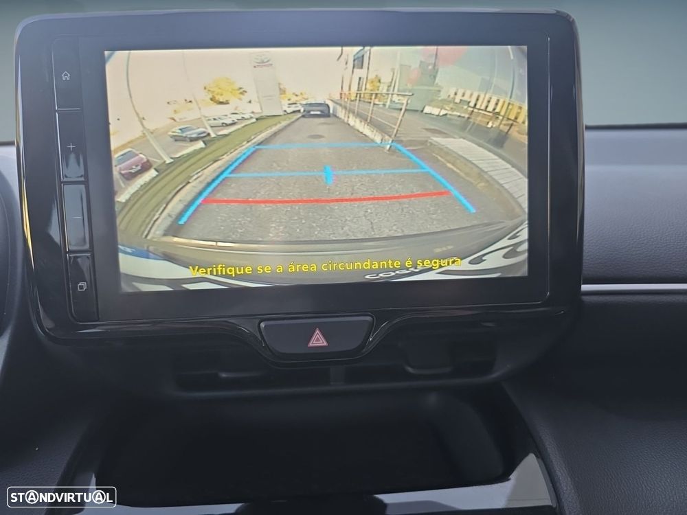 Toyota Yaris Cross 1.5 Hybrid Comfort Plus - 24