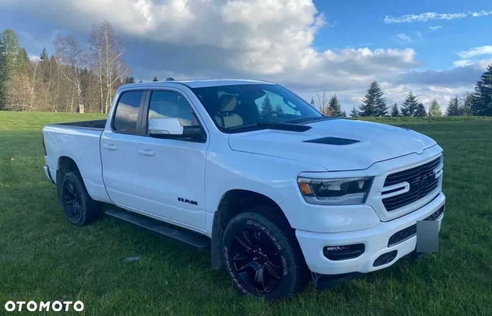 Dodge RAM 5.7 4x4 - 1