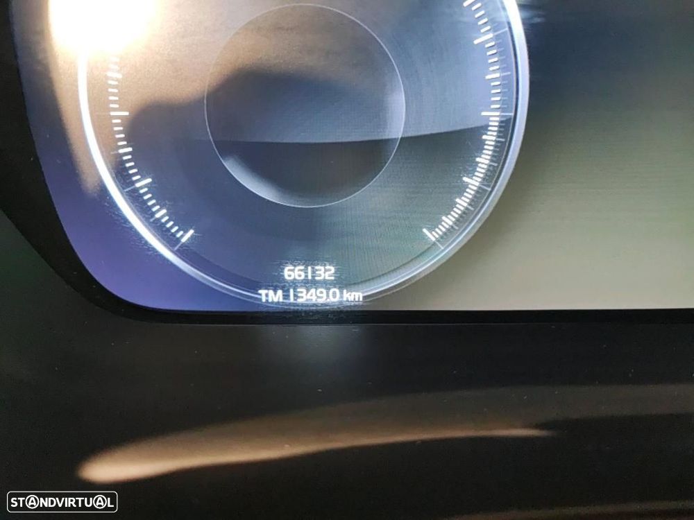 Volvo XC 40 1.5 T5 PHEV Inscription - 7