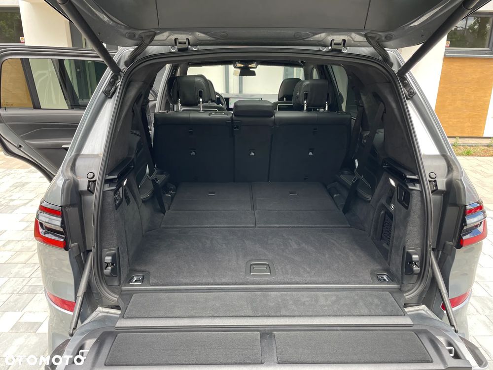 BMW X7 xDrive40i - 15