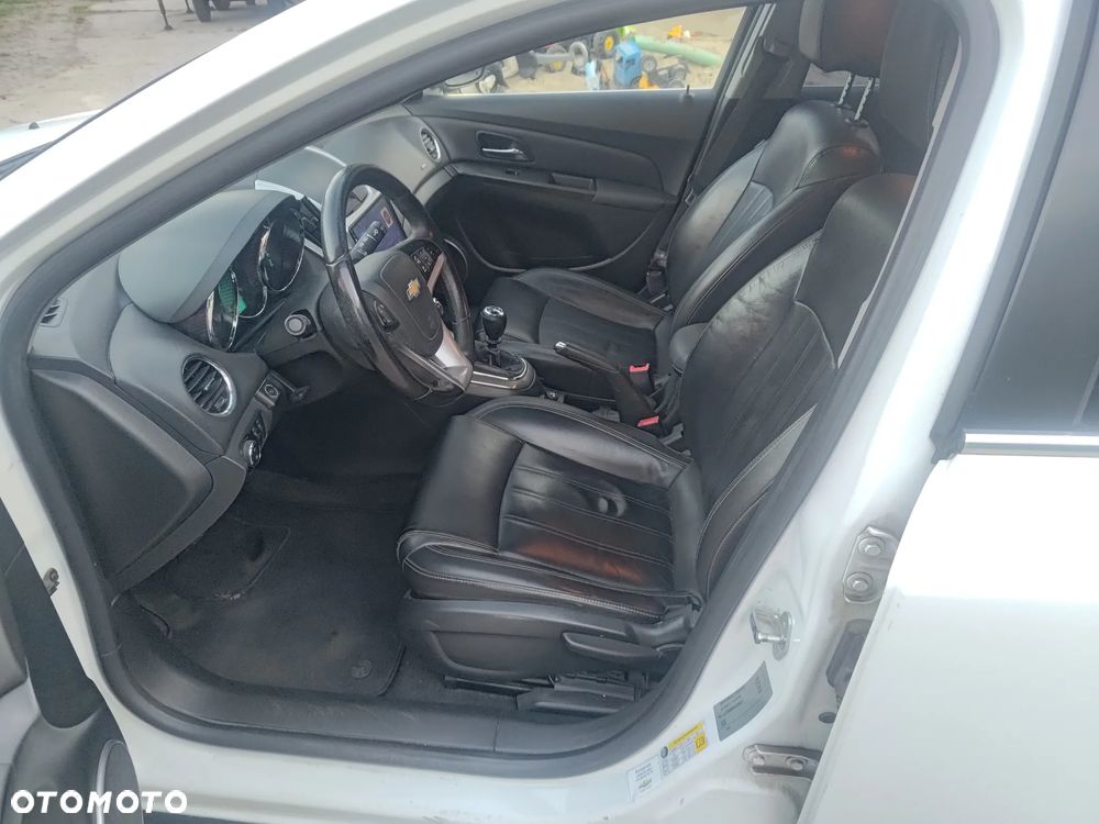 Chevrolet Cruze 1.4T LTZ - 11