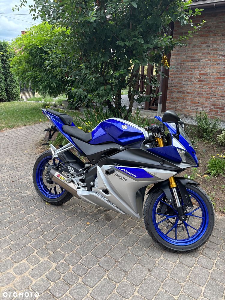 Yamaha YZF - 1
