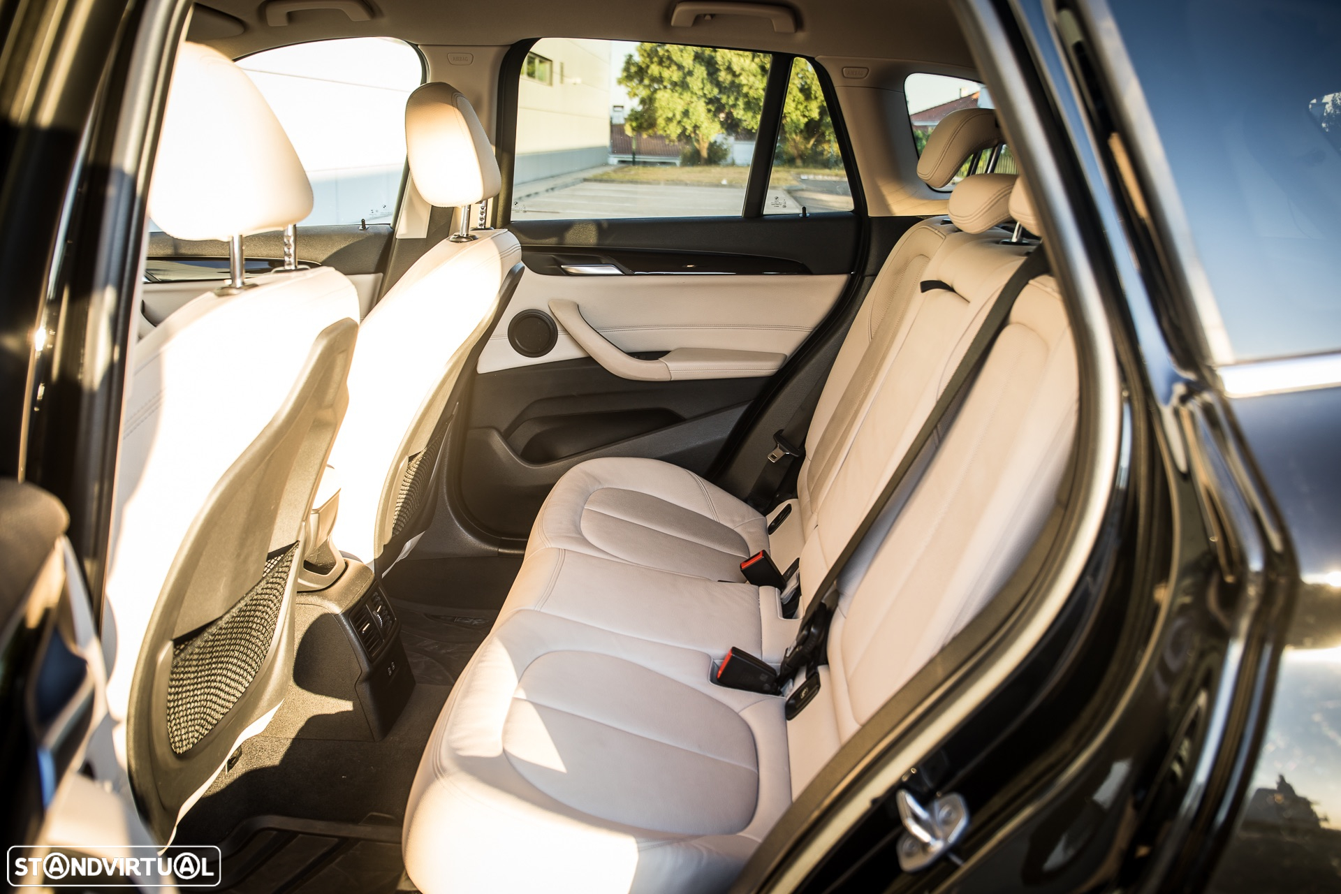 BMW X1 16 d sDrive Auto xLine - 14