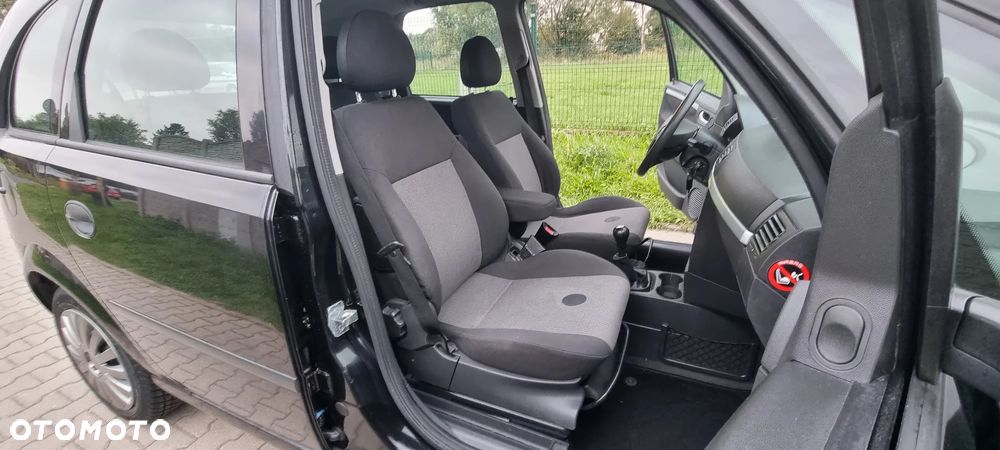 Opel Meriva - 13