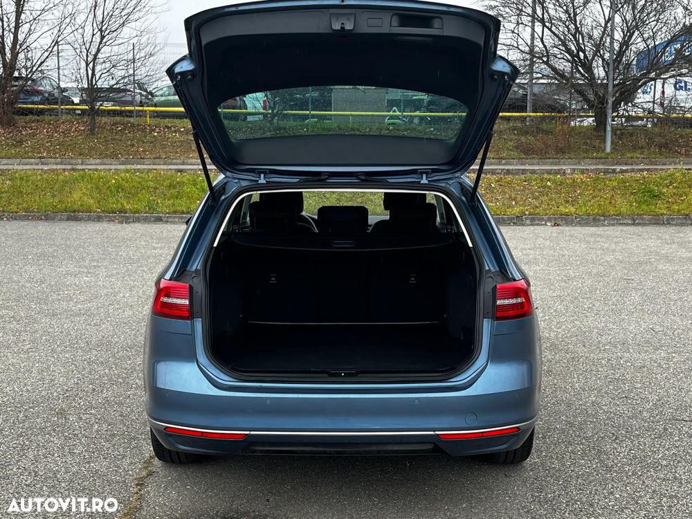 Volkswagen Passat - 27