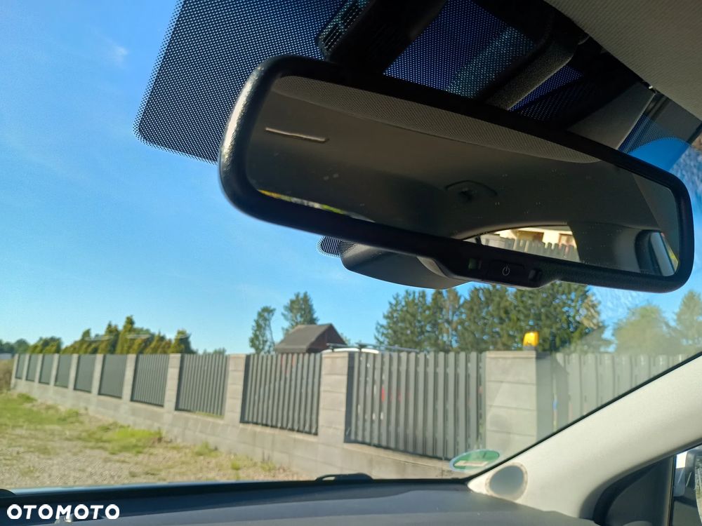 Hyundai IONIQ 1.6 GDI Premium - 28