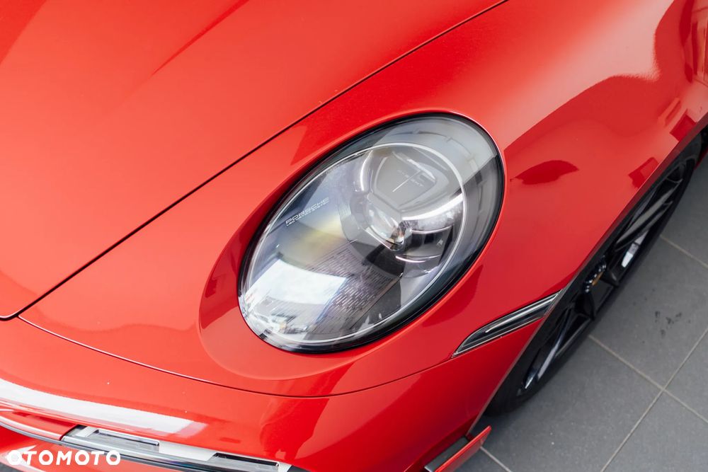 Porsche 911 Turbo S - 30