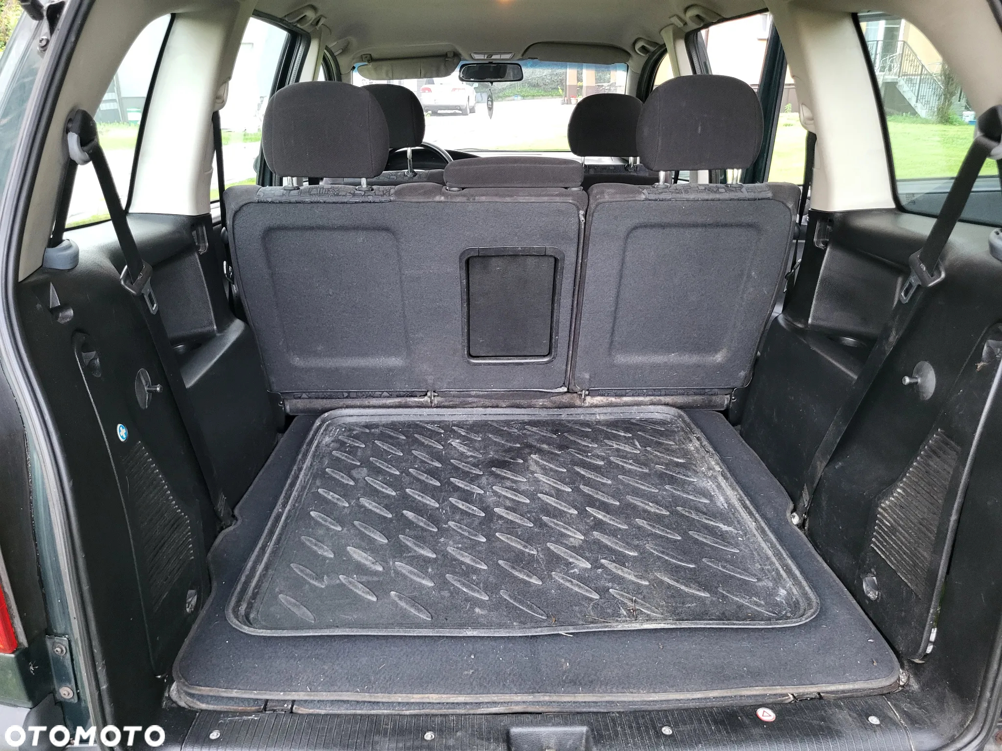 Opel Zafira 1.6 16V Comfort - 12