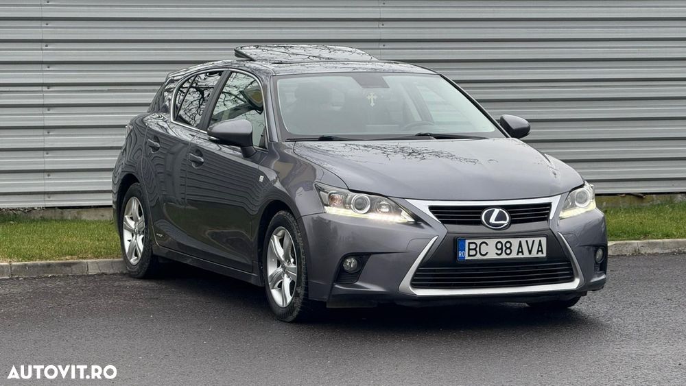 Lexus CT 200h Limited Edition - 2