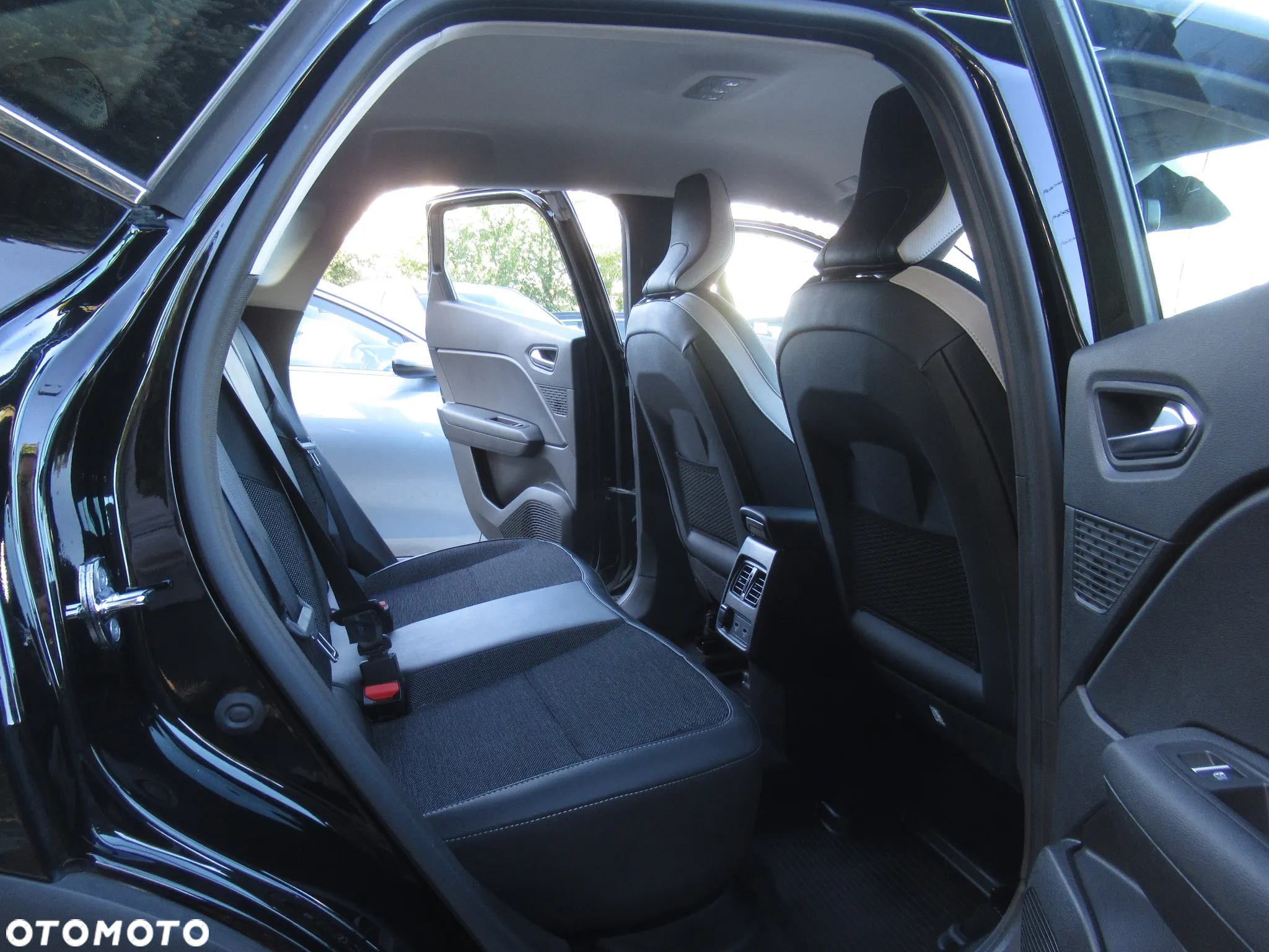 Renault Captur 1.0 TCe Intens - 8