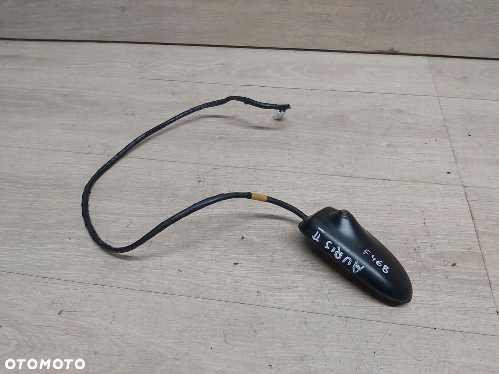 Toyota Auris II podstawa anteny dachowej - 1