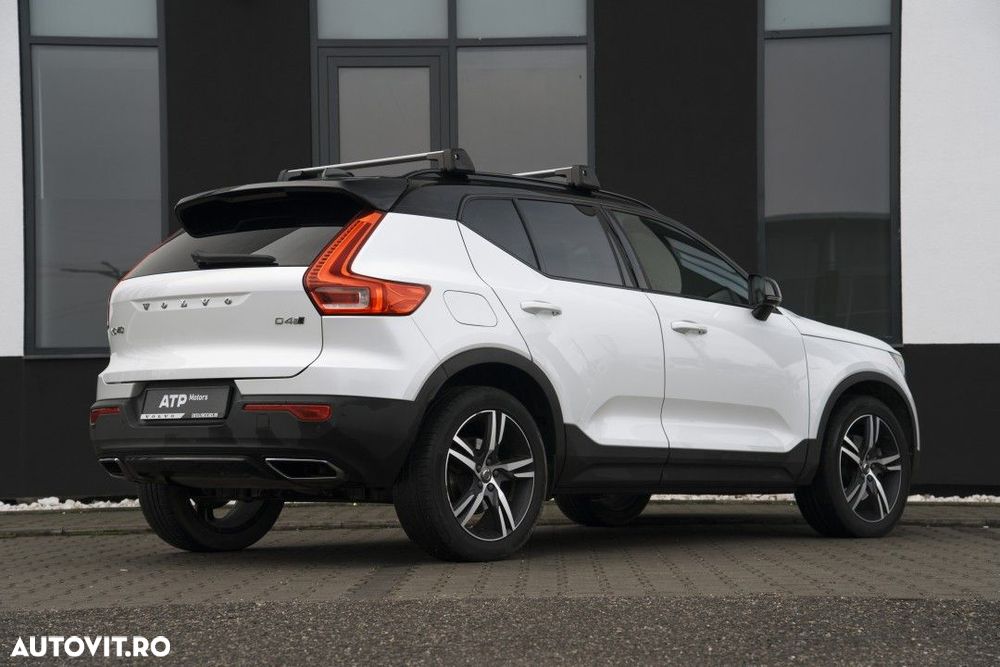 Volvo XC 40 D4 AWD R-Design - 6