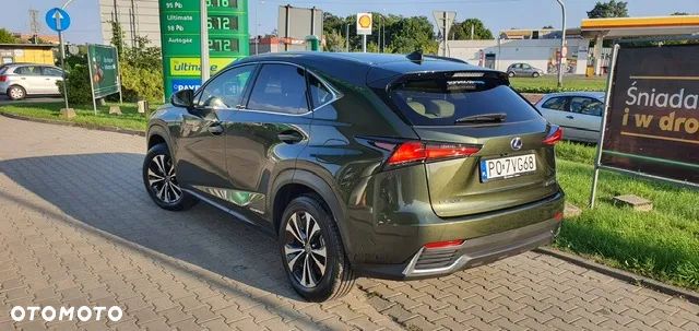 Lexus NX 300 F Impression AWD - 2