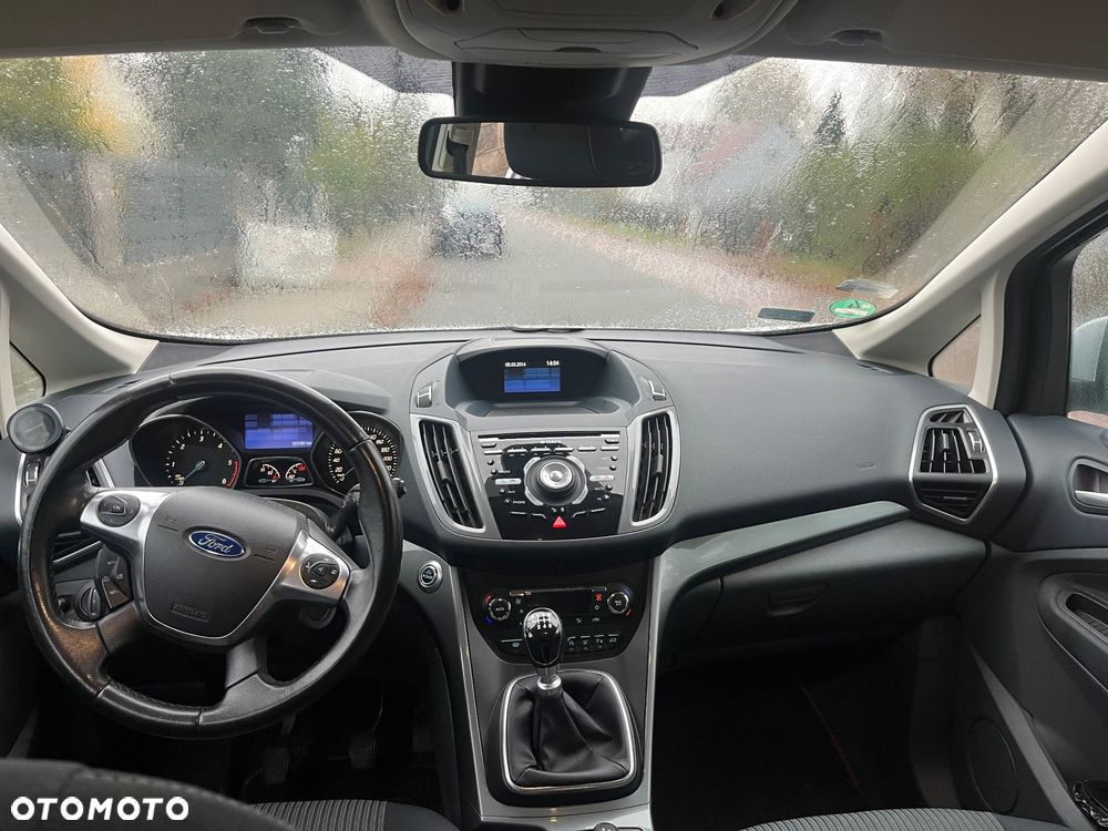 Ford Grand C-MAX - 12