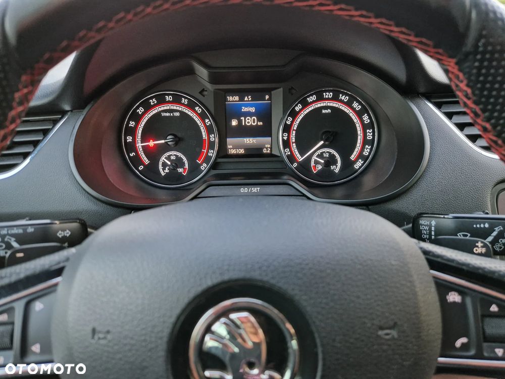 Skoda Octavia 2.0 TDI 4x4 DSG RS - 26