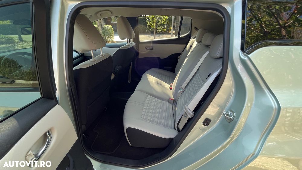 Nissan LEAF N-Connecta - 7
