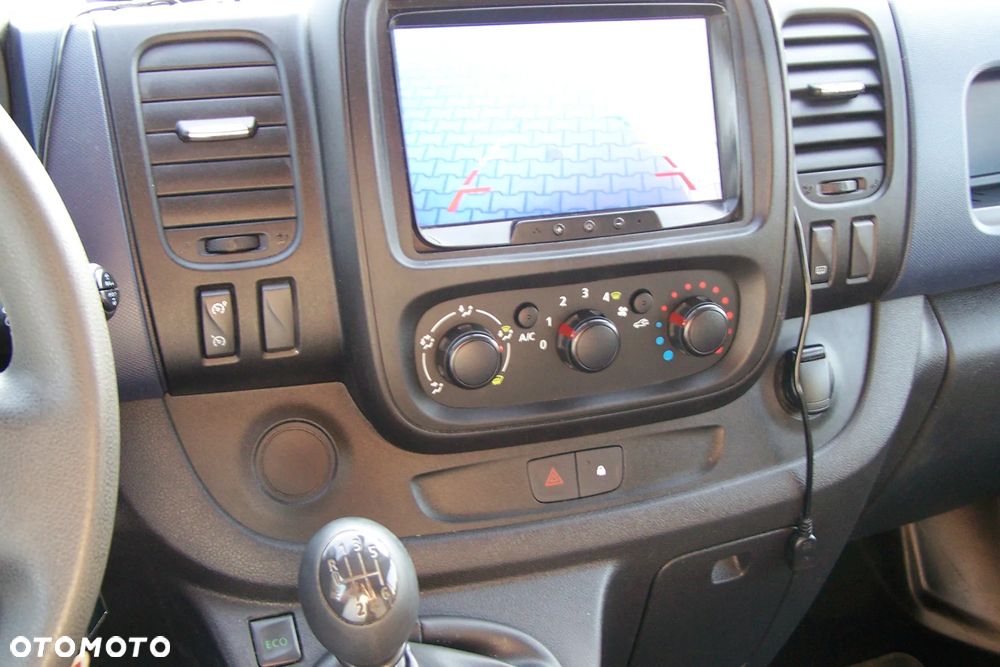 Renault Trafic - 8