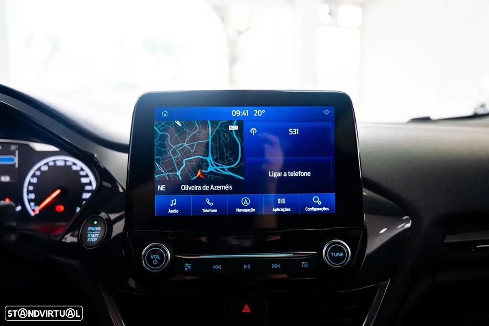 Ford Fiesta 1.5 EcoBoost S&S c/ Pack Pele Exclusiva ST - 24