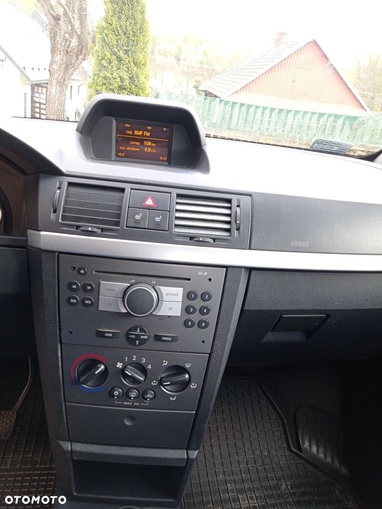 Opel Meriva - 8