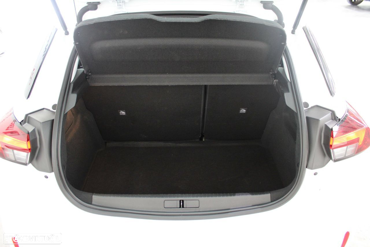 Citroën C3 1.2 PureTech C-Series - 13