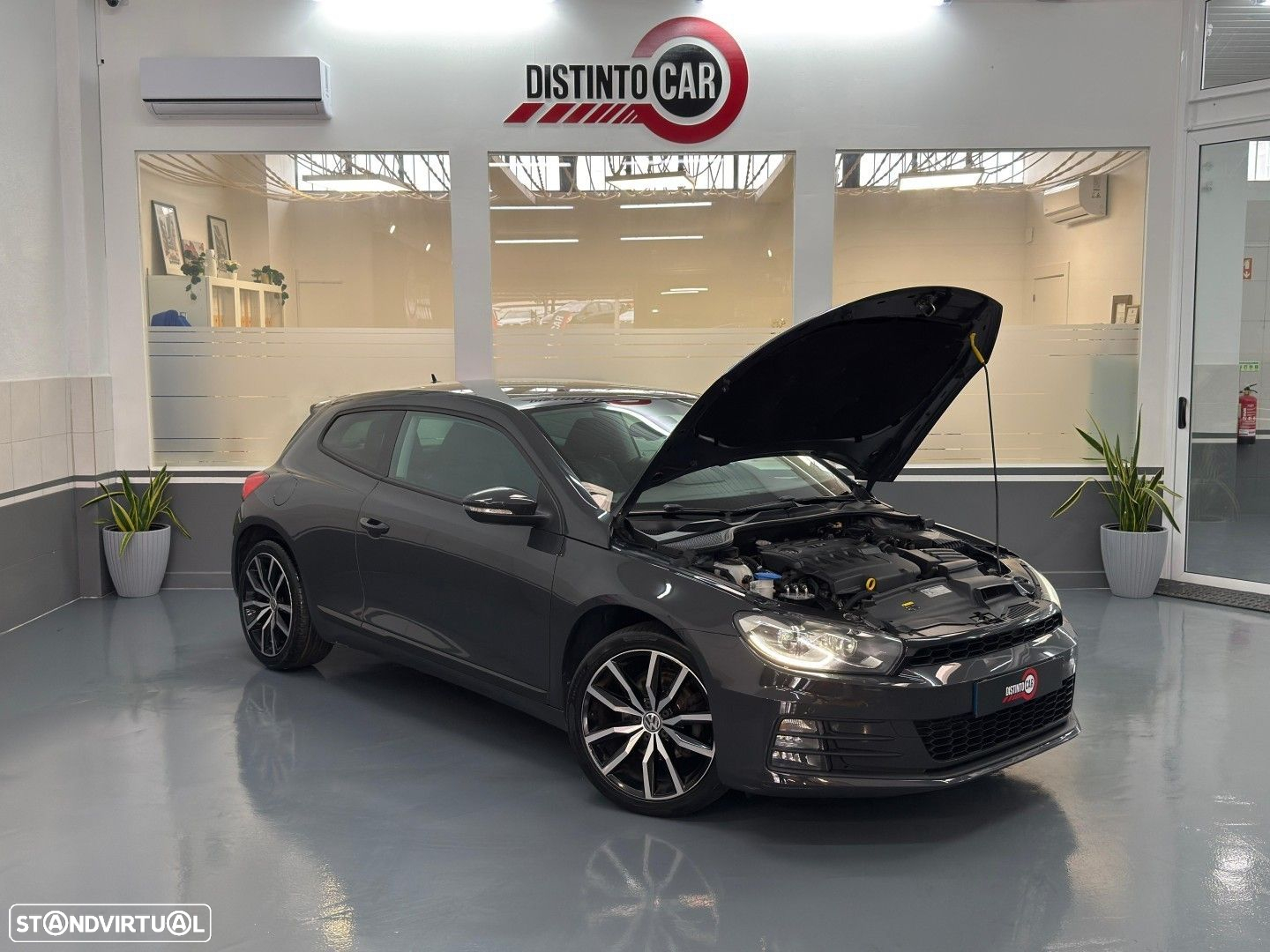 VW Scirocco 2.0 TDI Sport DSG - 8
