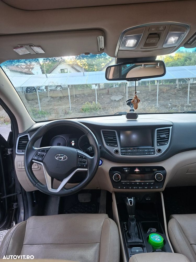 Hyundai Tucson 2.0 CRDI 4WD 6AT Luxury Pack+ - 20