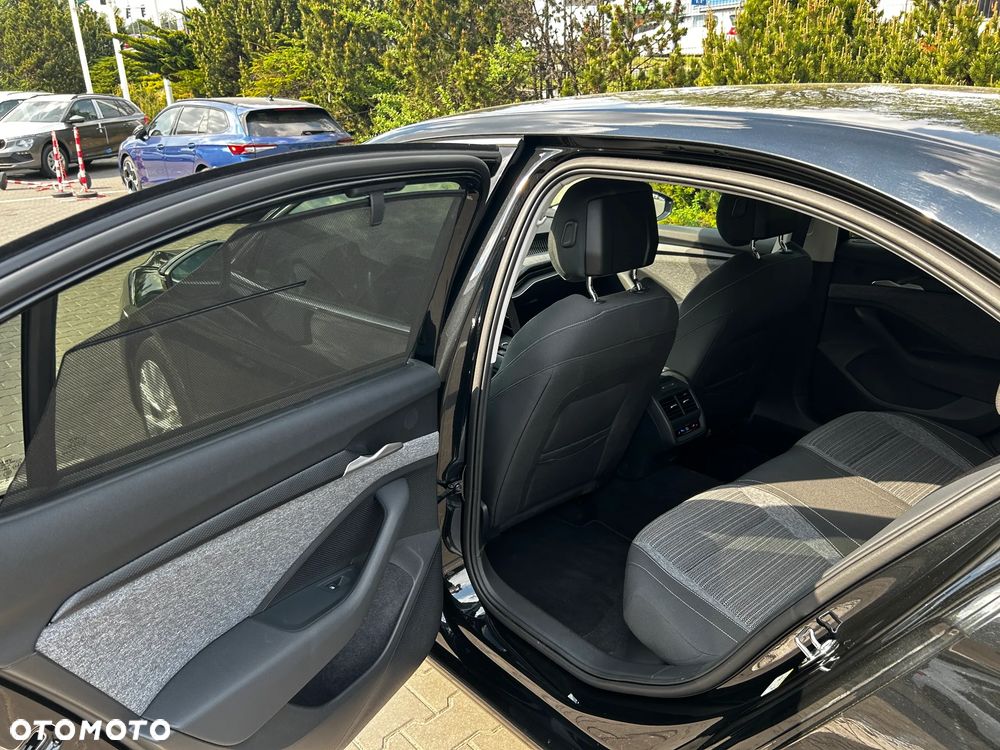 Skoda Superb 2.0 TSI 4x4 Selection DSG - 25